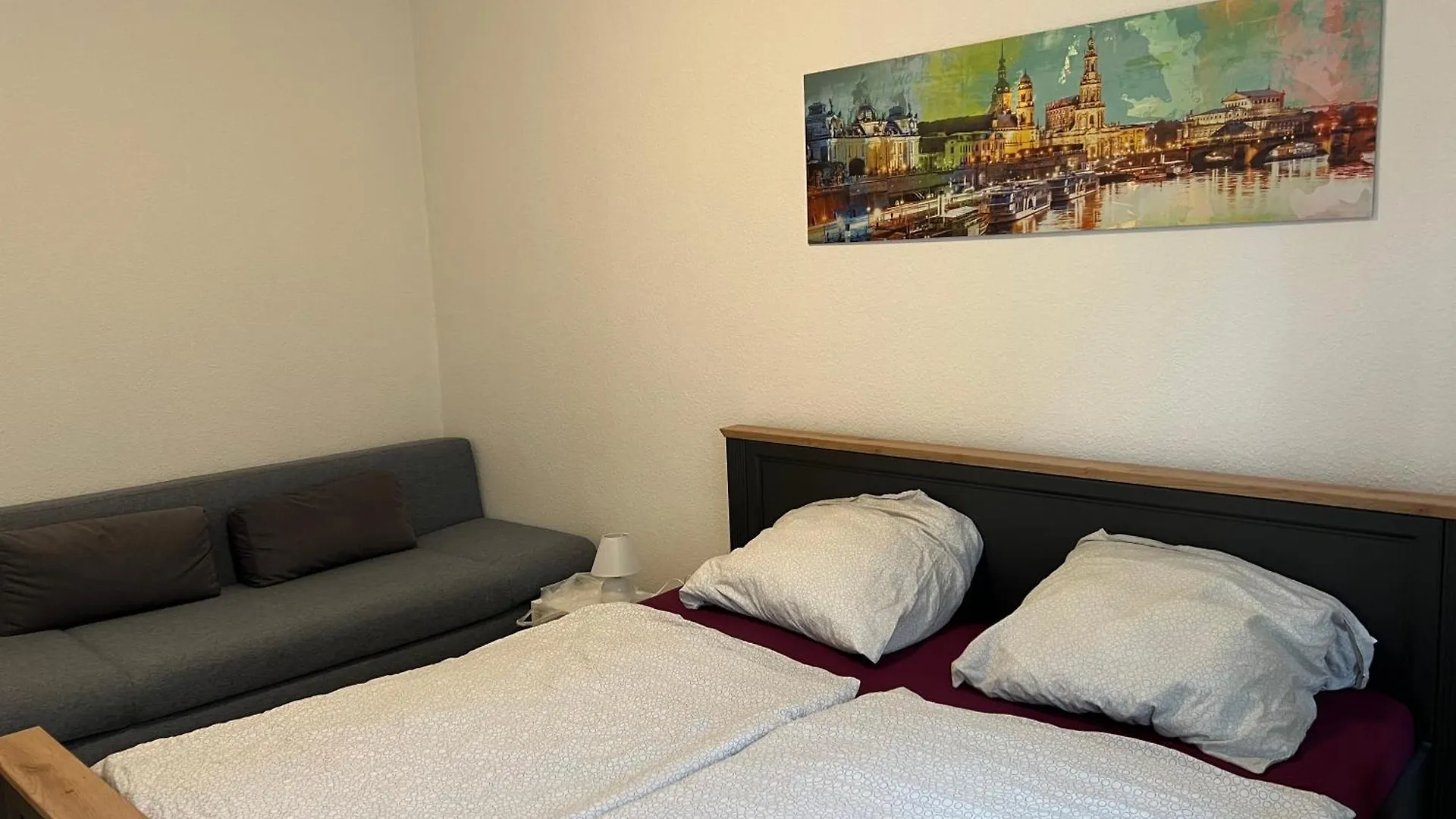 Apartament Ferienwohnung Fuer Kleine Und Grosse Reisegruppe Drezno
