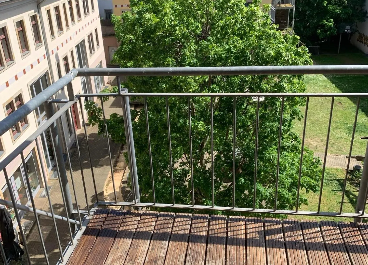 Apartment Ferienwohnung Fuer Kleine Und Grosse Reisegruppe Dresden